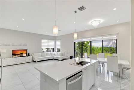 New construction Single-Family house 8261 Nw 48Th Ter, Doral, FL 33166 - photo 0