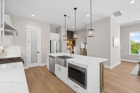 New construction Single-Family house 719 Thornton Rd, Unit A, Houston, TX 77018 - image 7