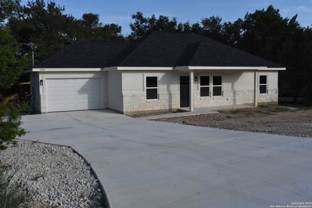 New construction Single-Family house 1929 Desiree St, Canyon Lake, TX 78133 null- photo 14 14