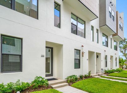 New construction Townhouse house 319 15Th Street N, Saint Petersburg, FL 33705 - photo 0