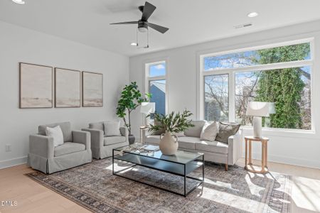 New construction Townhouse house 610 Rocky Knob Ct, Raleigh, NC 27601 - image 11