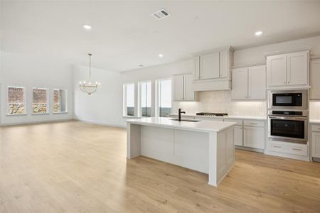 New construction Single-Family house 15851 Split Bark Ln, Frisco, TX 75033 plan Royale - image 7