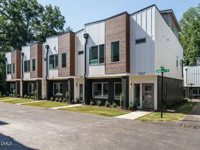 New construction Townhouse house 1527 Urban Trace Ln, Raleigh, NC 27608 - image