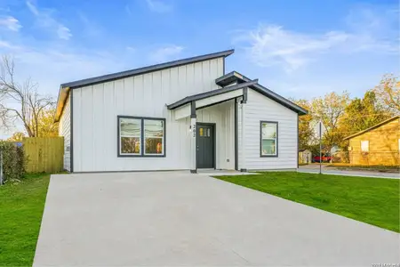 New construction Single-Family house 202 Bundy, San Antonio, TX 78220 - image