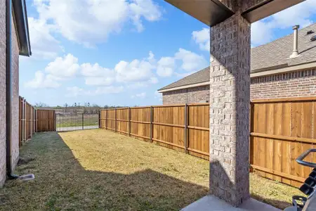 New construction Single-Family house 1220 Western Yarrow Ave, Justin, TX 76247 - image