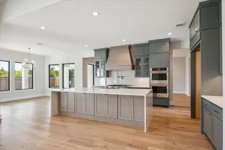 New construction Single-Family house 11006 Stonegate Ct, Missouri City, TX 77459 - image 2