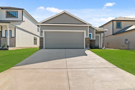 New construction Single-Family house 2434 Redlove Dr, San Antonio, TX 78224 Avery- photo 34 34