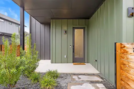 New construction Single-Family house 1711 E M Franklin Ave, Unit 1, Austin, TX 78721 null- photo 0