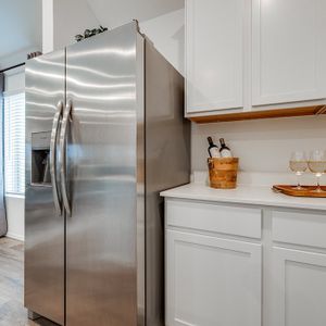 Dellrose by Lennar in Hockley - image 15
