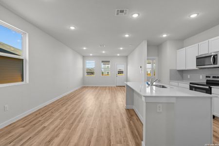 New construction Single-Family house 5611 Franklin Hls, San Antonio, TX 78073 plan Hawthorn- 1802 - image 19