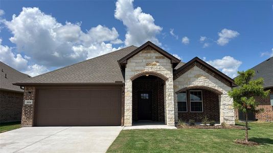 New construction Single-Family house 604 Moseley Ln, Greenville, TX 75402 - image