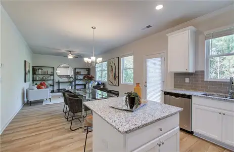 New construction Single-Family house 746 River Gardems Dr Se, Atlanta, GA 30354 null- photo 10 10