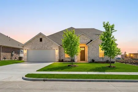 New construction Single-Family house 506 Fort Davis Dr, Forney, TX 75126 plan Holly Two Story - image