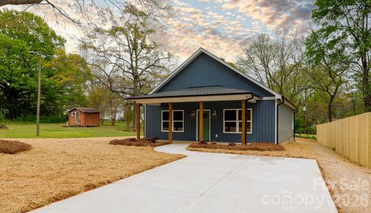 New construction Single-Family house 107 Brown St, Unit 12 / 13, Clover, SC 29710 - image