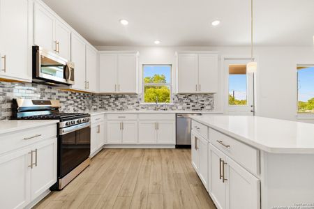 Trilogy Grove by Texas Homes in Leon Valley - image 5