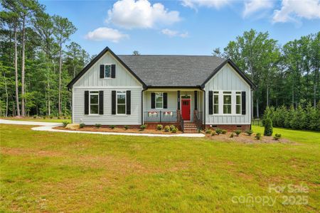 New construction Single-Family house 409 Henry Chapel Rd, Belmont, NC 28012 null- photo 0