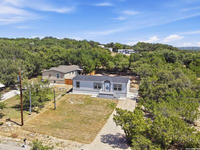 New construction Single-Family house 1035 Cypress Dr, Canyon Lake, TX 78133 - image
