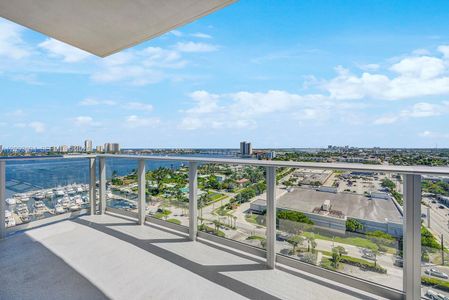 New construction Condo house 220 Lake Shore Dr, Unit 1512, West Palm Beach, FL 33403 - image