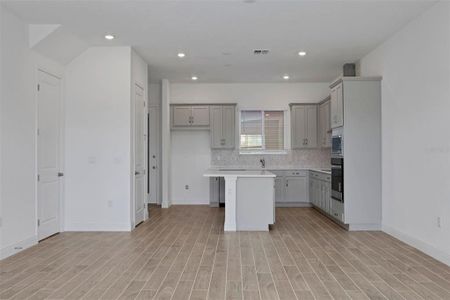 New construction Townhouse house 6527 Trailblaze Bnd, St. Cloud, FL 34771 - image 11