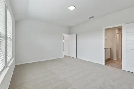 New construction Single-Family house 240 Lost Creek Trl, Greenville, TX 75402 Hayden - Trophy Series | Lot 60'- photo 17 17