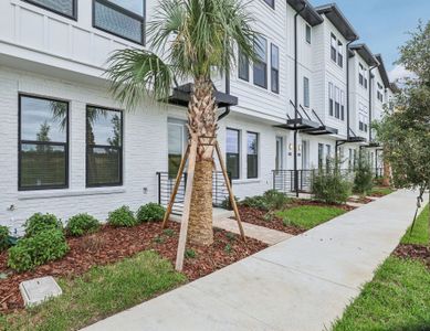 New construction Townhouse house 15429 Hamlin Park Dr, Winter Garden, FL 34787 Haines II- photo 0