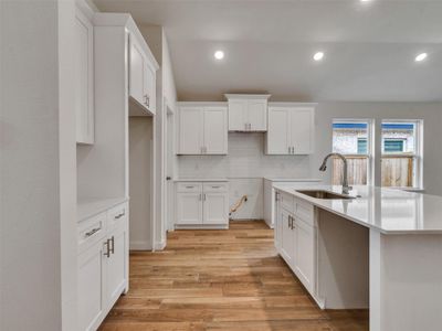 New construction Single-Family house 8323 Amber Summit Ln, Angleton, TX 77515 - image 9