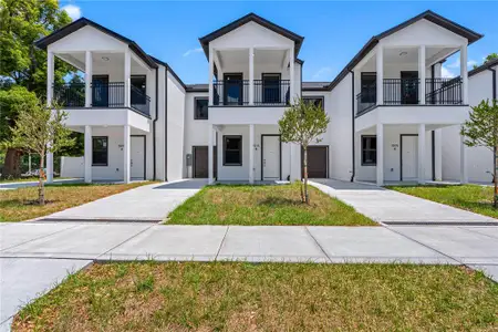 New construction Townhouse house 7015 N Central Ave, Unit B, Tampa, FL 33604 - image