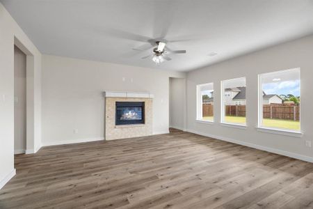 New construction Single-Family house 623 Kyle Dr, Tioga, TX 76271 - image 19