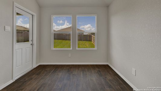 New construction Single-Family house 322 Honeydew Way, Seguin, TX 78155 Ashburn - photo 15 15