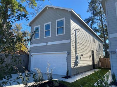 New construction Single-Family house 6622 Carver Road, Houston, TX 77091 - photo 0 0