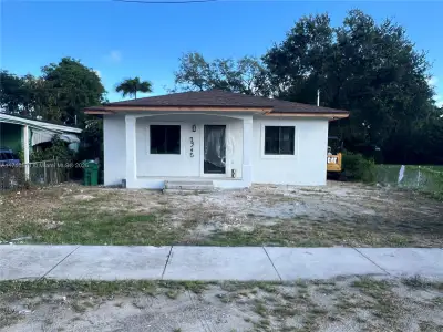 New construction Single-Family house 1735 Nw 84Th St, Miami, FL 33147 - image