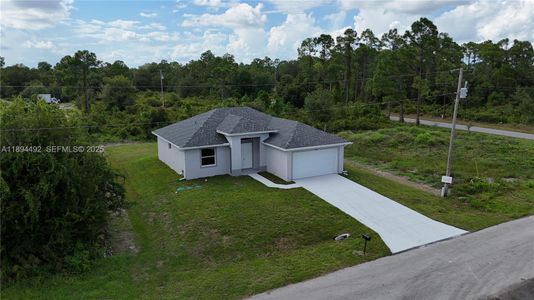 New construction Single-Family house 306 Lenz S Ave, Lehigh Acres, FL 33974 - image