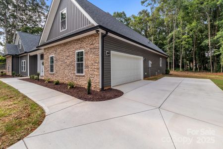 New construction Single-Family house 209 Stafford Estates Dr, Salisbury, NC 28146 - image