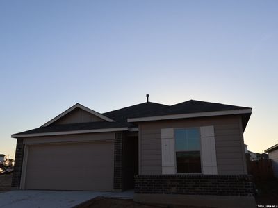 New construction Single-Family house 8212 Foxtail Frk, San Antonio, TX 78222 plan Dawson - image