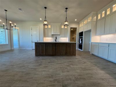 New construction Single-Family house 100 Mikasi, Godley, TX 76044 plan The San Antonio - image 19