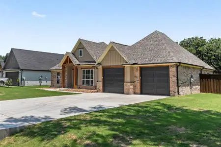 New construction Single-Family house 17815 Chaparral Dr, Mabank, TX 75147 - image