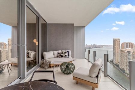 New construction Condo house 300 Biscayne Blvd, Unit 3403, Miami, FL 33131 - image