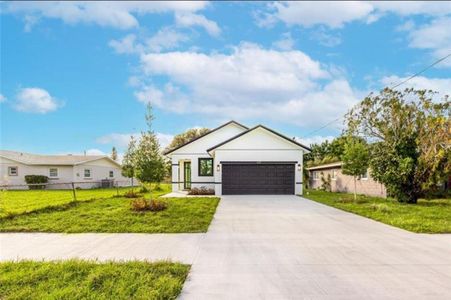 New construction Single-Family house 1605 N 23 Rd, Fort Pierce, FL 34950 null- photo 1 1