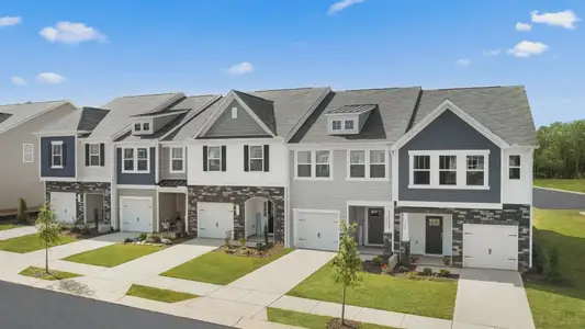 New construction Townhouse house 820 Kensley Grove Ln, Fuquay Varina, NC 27526 Litchfield- photo 0