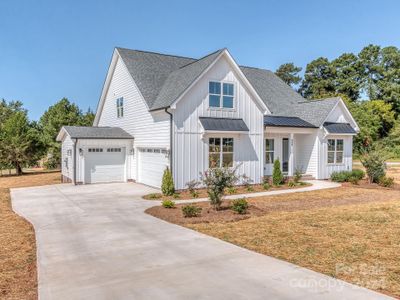 New construction Single-Family house 608 Plowshare Way, Clover, SC 29710 Southport (MG)- photo 1 1