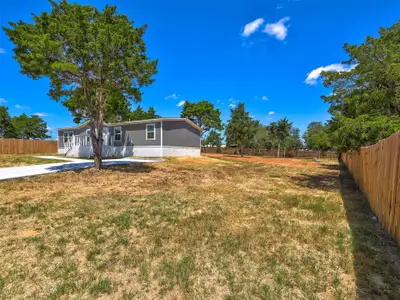 New construction Single-Family house 146 Monte Vista Dr, Elgin, TX 78621 - image
