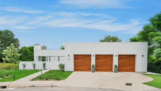 New construction Single-Family house 8218 Country Lane Ct, San Antonio, TX 78209 - image