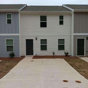 New construction Townhouse house 1794 Carrington Dr, Unit 1794, Griffin, GA 30224 1240- photo 0 0