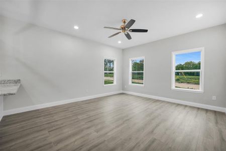 New construction Single-Family house 407 N Dallas St, Rice, TX 75155 null- photo 5 5