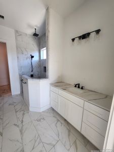 New construction Single-Family house 2053 Toscano Wy, Kerrville, TX 78028 - image 5