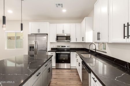 New construction Single-Family house 9455 W Pineveta Dr, Arizona City, AZ 85123 - image 5