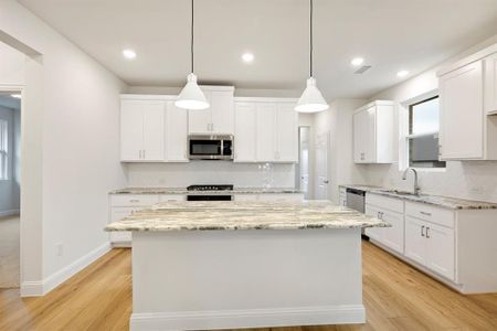 New construction Single-Family house 2240 Aspen Chase Dr, Royse City, TX 75189 plan Chisholm - image 10