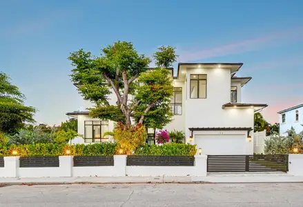 New construction Single-Family house 109 Arlington Pl, West Palm Beach, FL 33405 - image