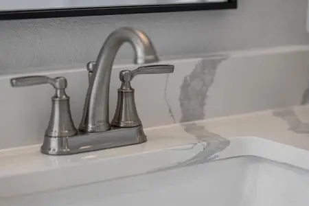 New construction Single-Family house 904 Beall St, Denton, TX 76207 - image 20