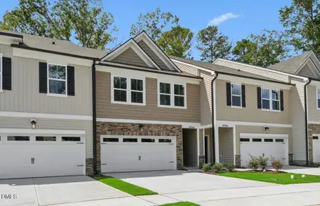 New construction Townhouse house 6966 Doddridge Ln, Cary, NC 27519 plan Sierra - image